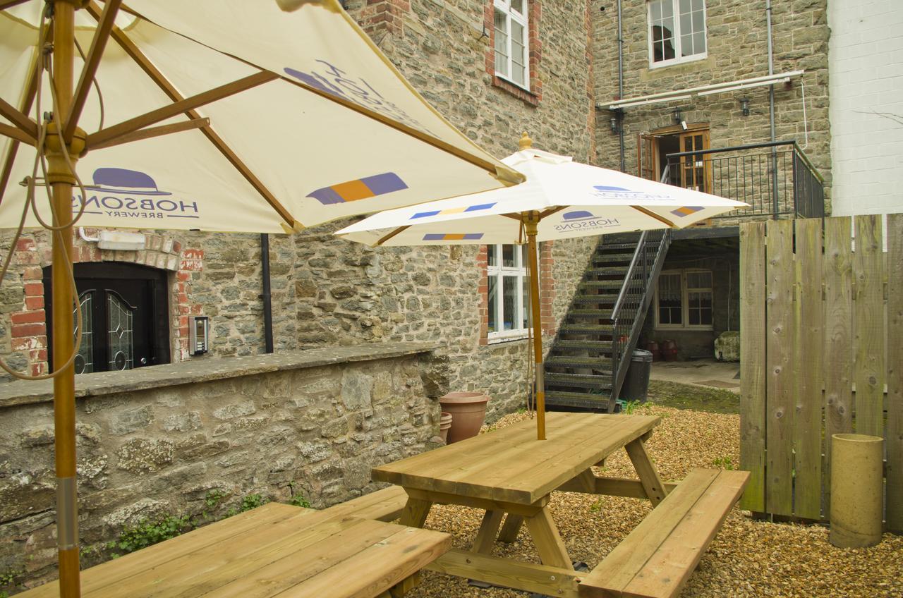 Bed and Breakfast The Red Lion à Knighton  Extérieur photo